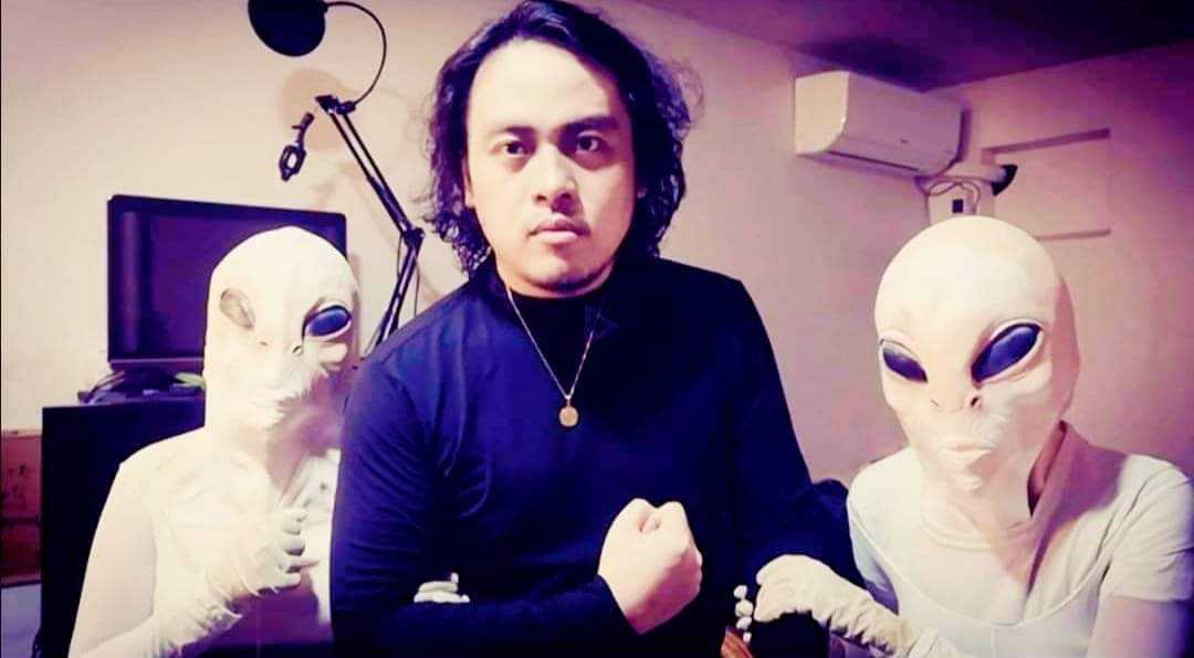 Rod Maceda abducted by aliens UFO Tambay Virtual Tour 2022 promo.jpg