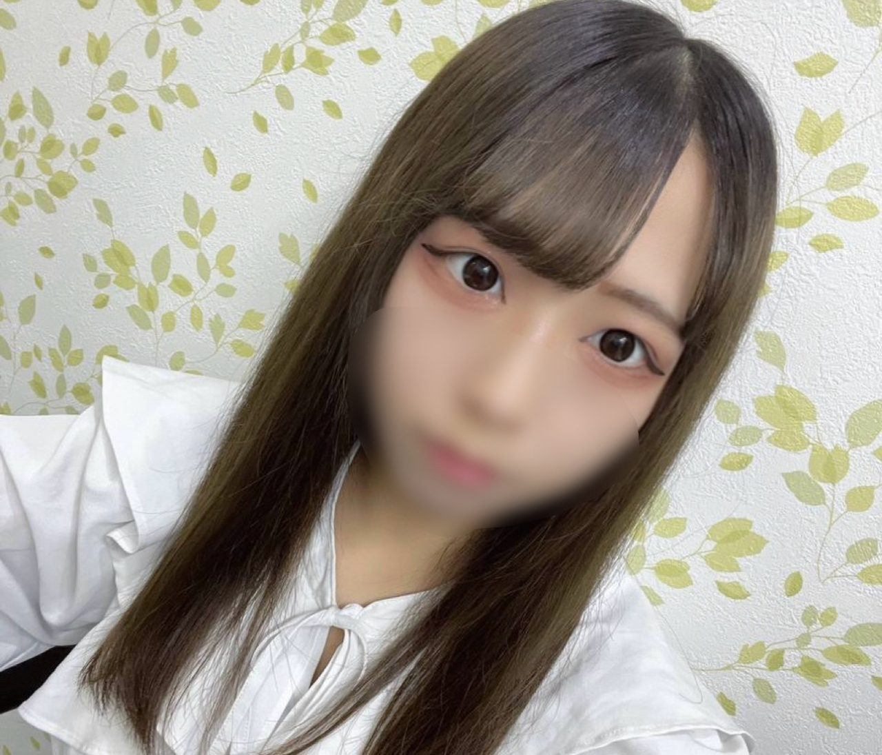 [MF] (UNCENSORED) Cute 19-year-old Ena-chan is in a dangerous period, but she doesn't care and inserts her raw cock into her and cums inside her